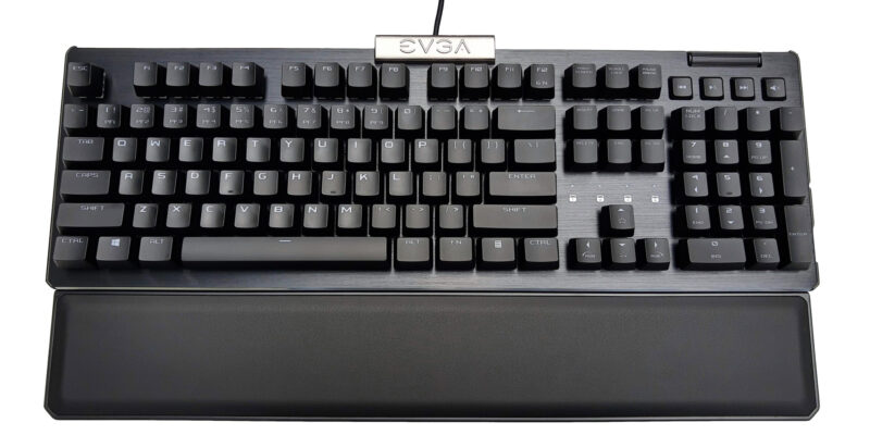 Обзор механической клавиатуры EVGA Z15 RGB - казалось бы, премиальный и дорогой